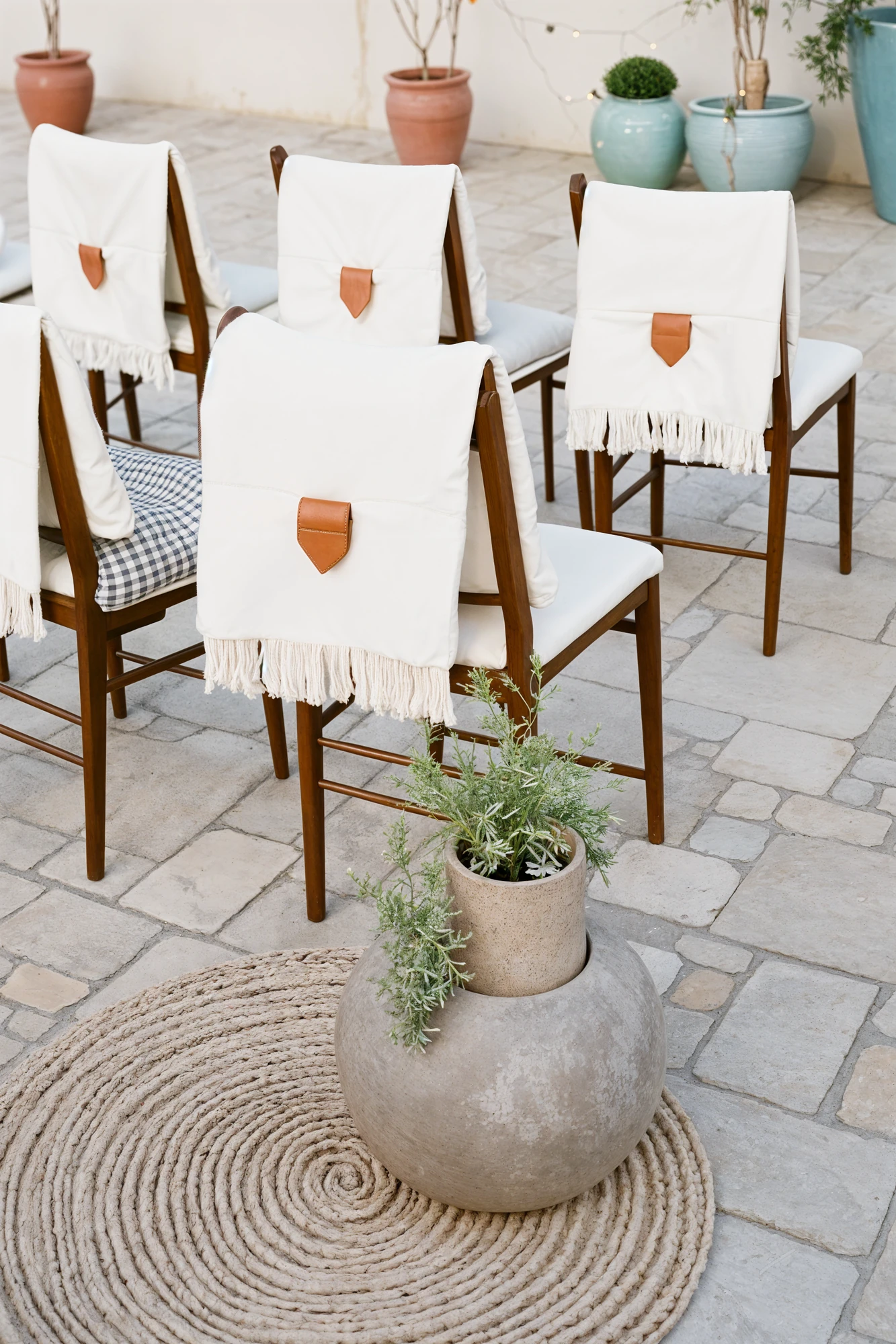Warm blankets for outdoor ceremony seating in the fall or winter 
