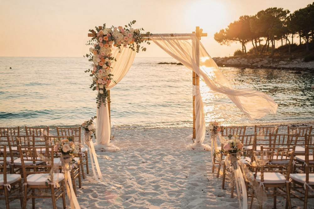 How to Plan a Beach Wedding in Halkidiki, Greece