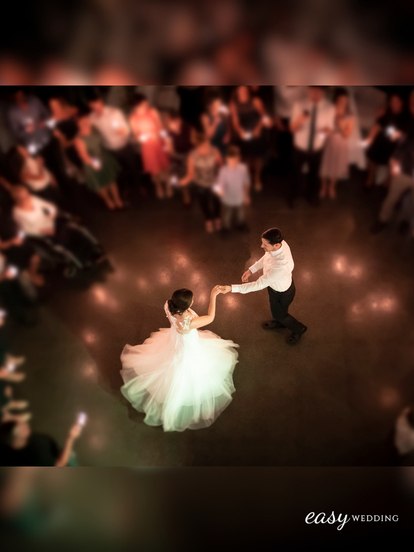 Τα Χειρότερα Τραγούδια για Γάμο — 15 Επιλογές που ο DJ σου Πρέπει να Αποφύγει το 2026