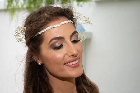 #dewy natural make up look