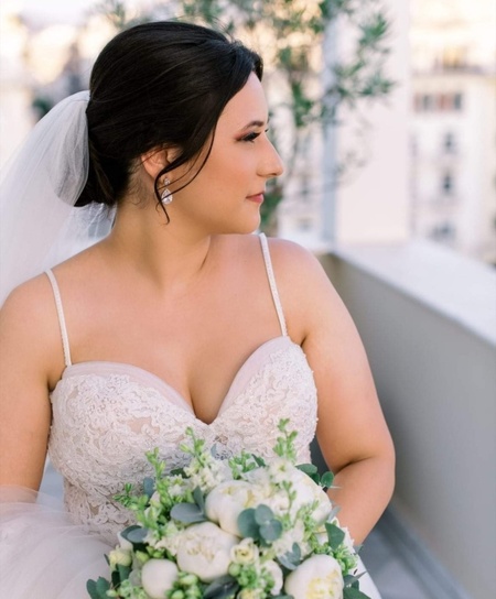 Hairstyle for Dora's wedding